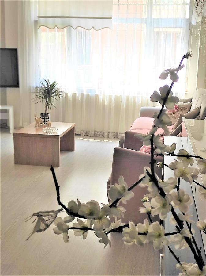 Peaceful Suite Centre Of Kadikoey Estambul Exterior foto